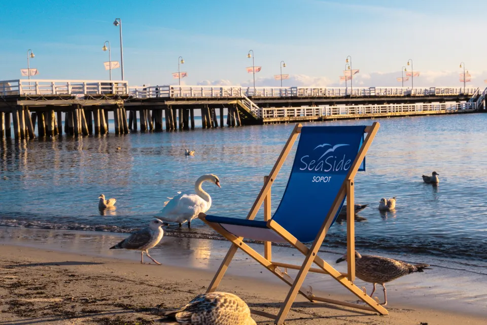Booking directly with SeaSide Sopot. Look at the whole offer.