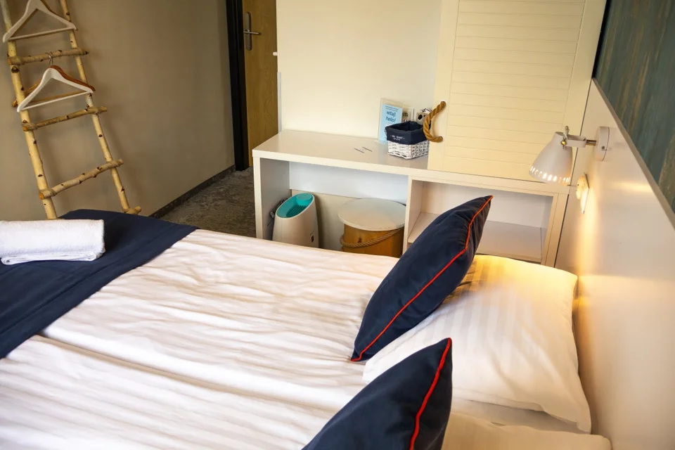 Rooms · 108