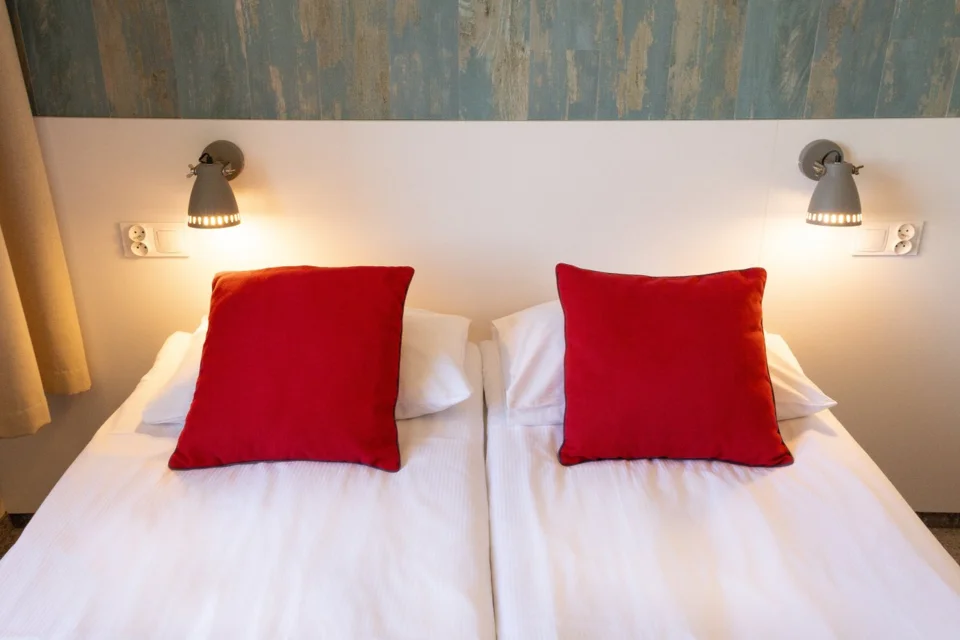 Rooms · 111
